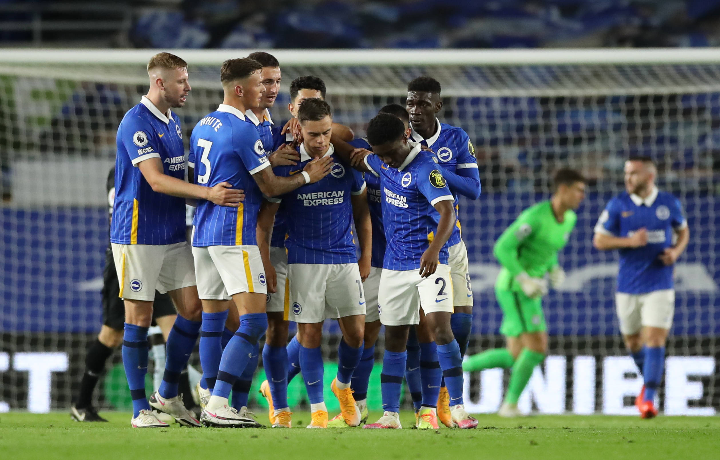 ADTEC AMV-3000FOI 3000W Matching Box